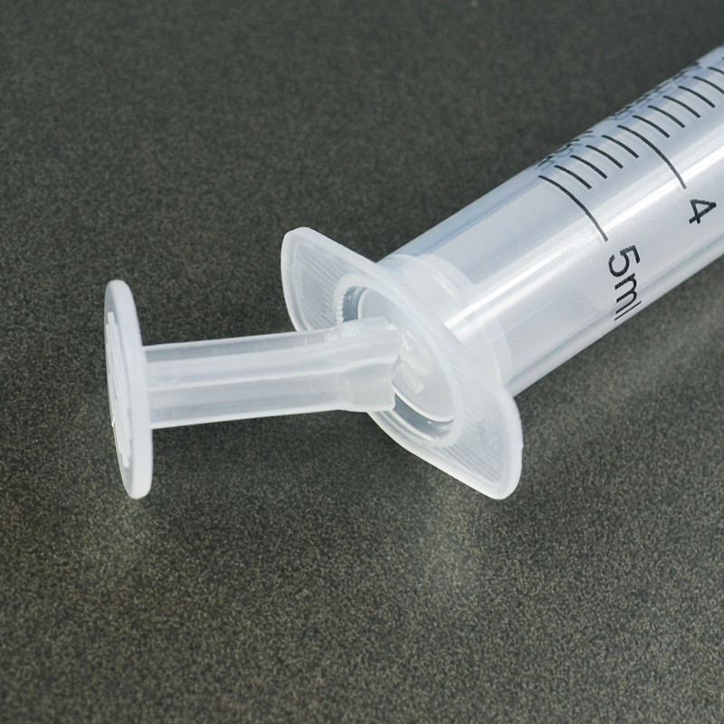 Auto disable syringe