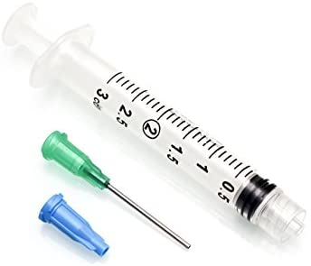 What is disposable luer lock syringe